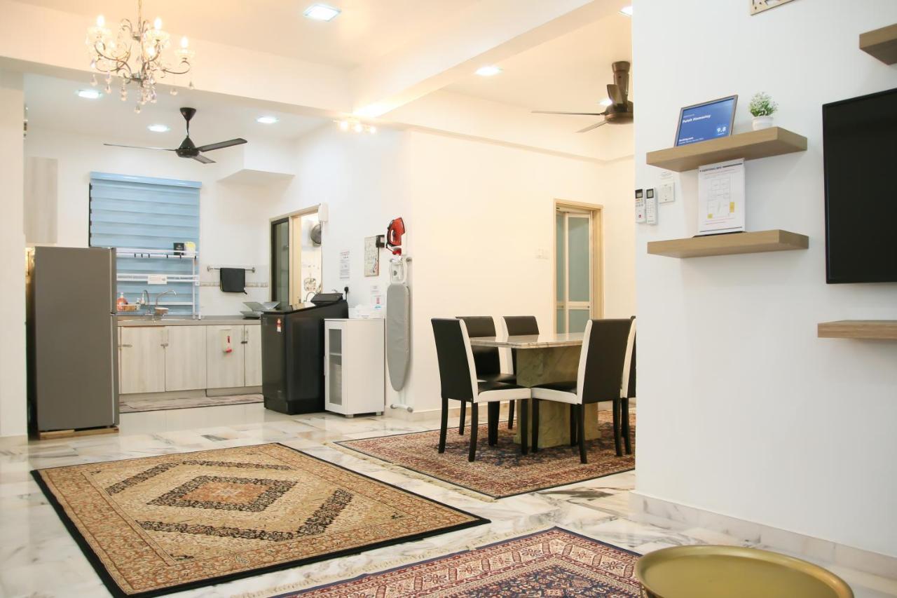 Puteh Homestay Shah Alam Kültér fotó